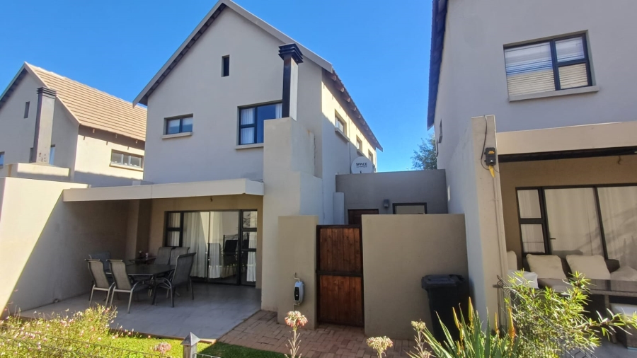 2 Bedroom Property for Sale in Leloko Lifestyle Estate North West